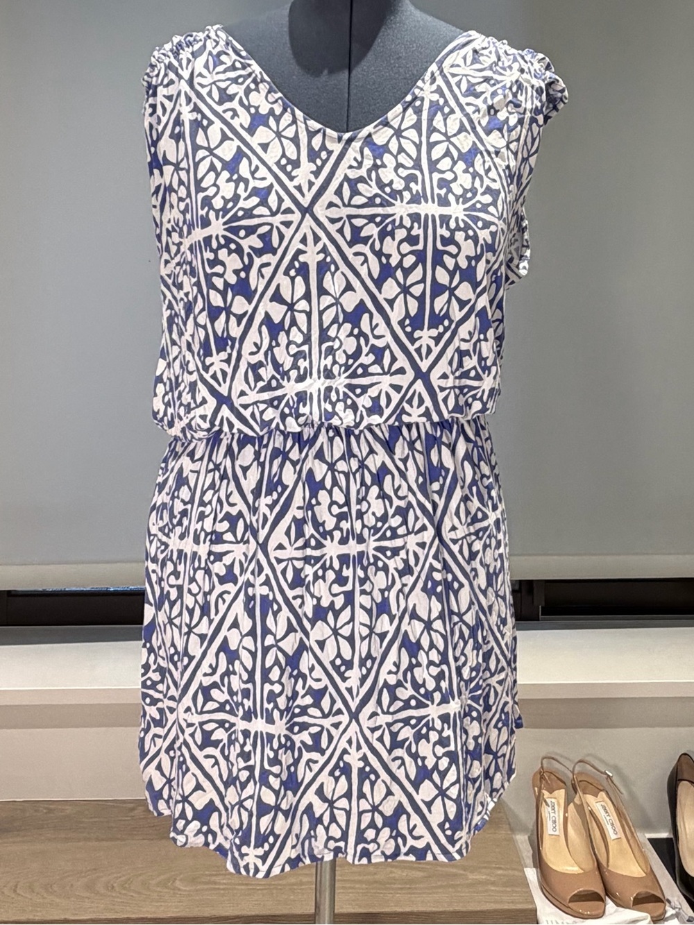 Tori Richardson blue floral summer dress. Made in Hawaii size XL
